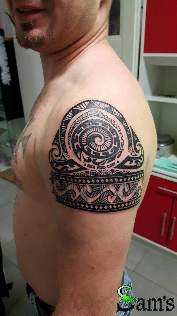 Tatouage traditionnel mahori