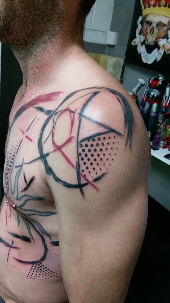 Tatouage trash polka buste