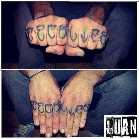 Tatouage écriture lettrage