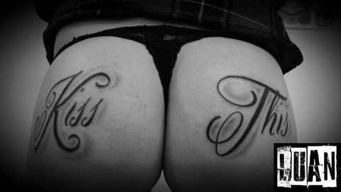 Tatouage écriture lettrage