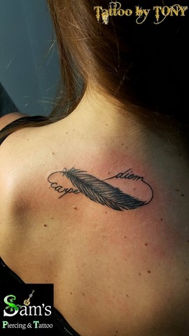 SAM's Tatouage plume