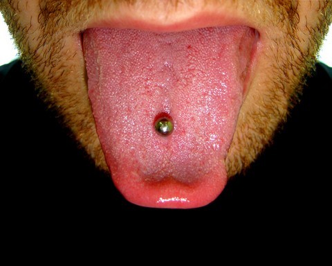 Piercing langue